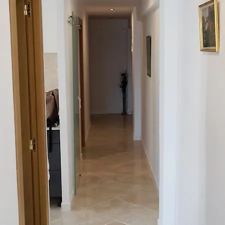 Apartment Francia